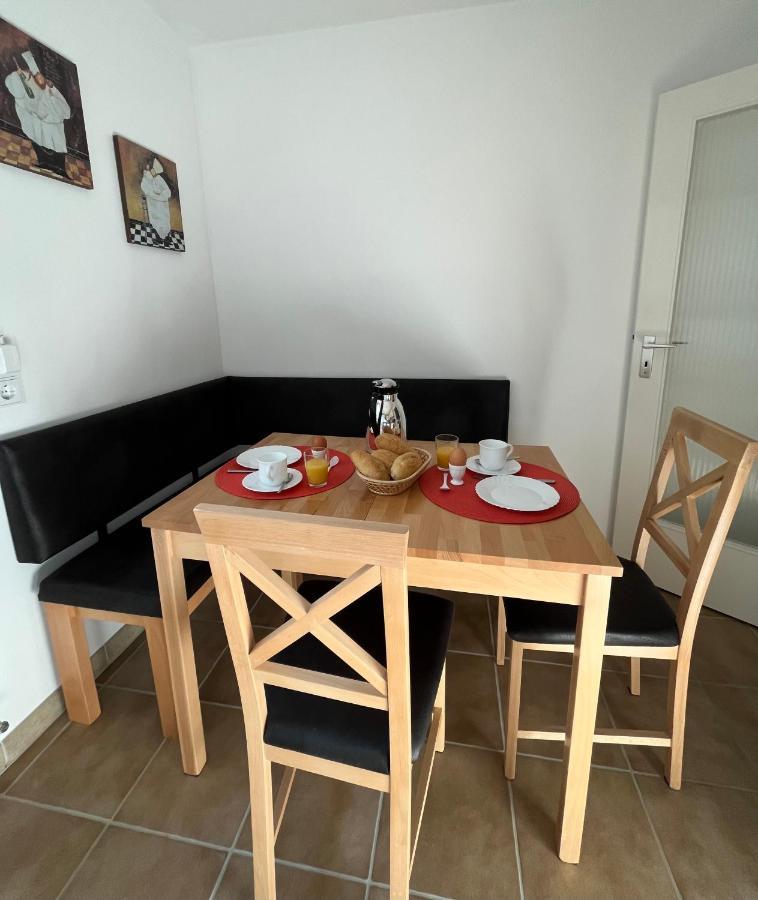 Ferienwohnung Bergstrasse Wilhelmsdorf Eksteriør billede